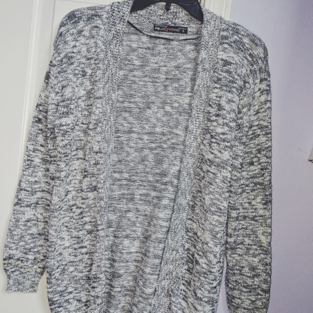 Lightweight Cardigan !